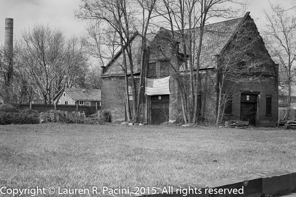 Unidentified building immediately east of location of Leisy Mansion thought to be a part of the Leisy estate.